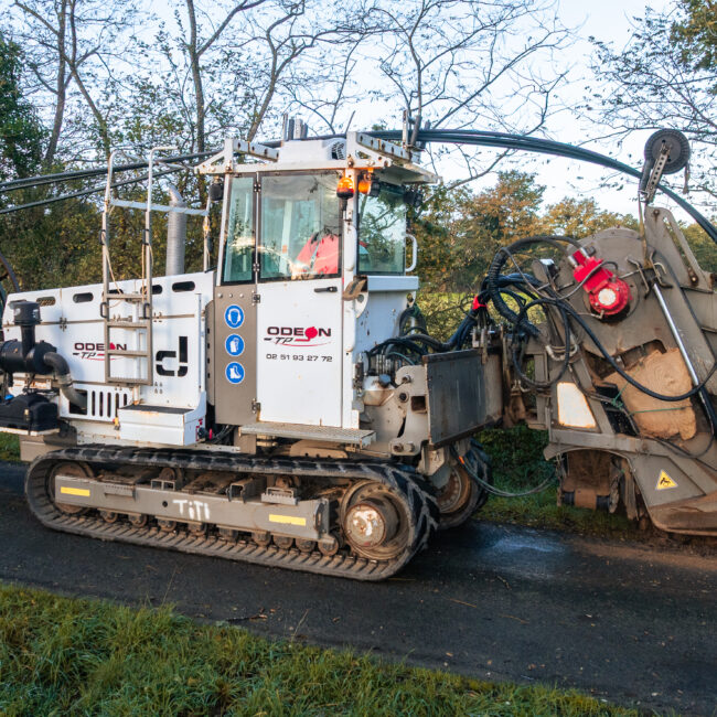 Trancheuse blanche et rouge DALEN D180 - Odéon Réseaux